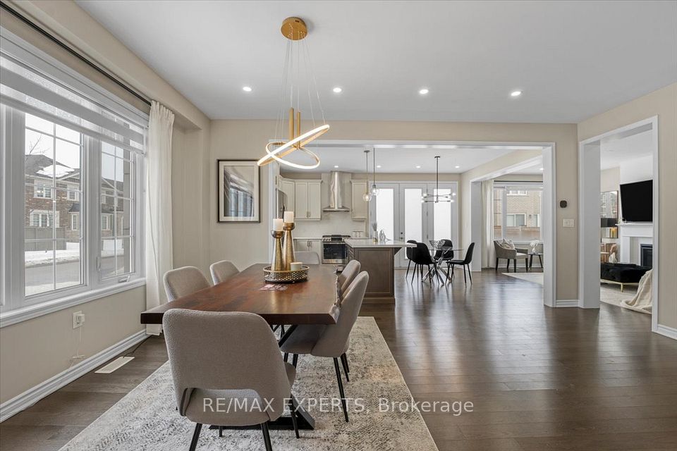 668 Kennedy Circle W