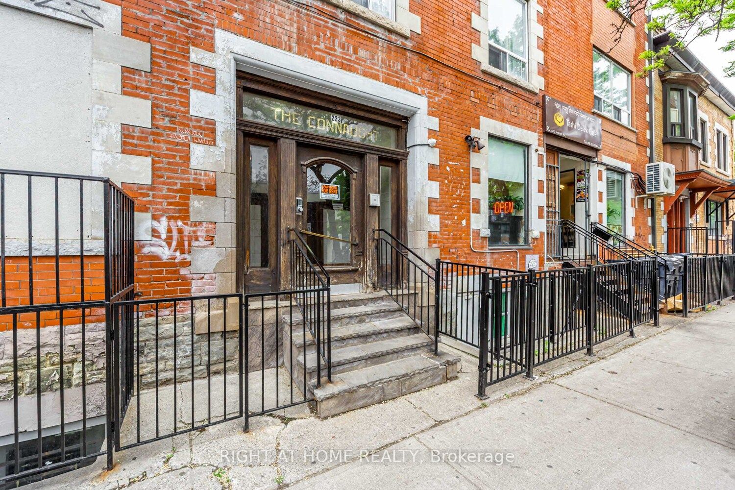 223 Jameson Avenue, #202