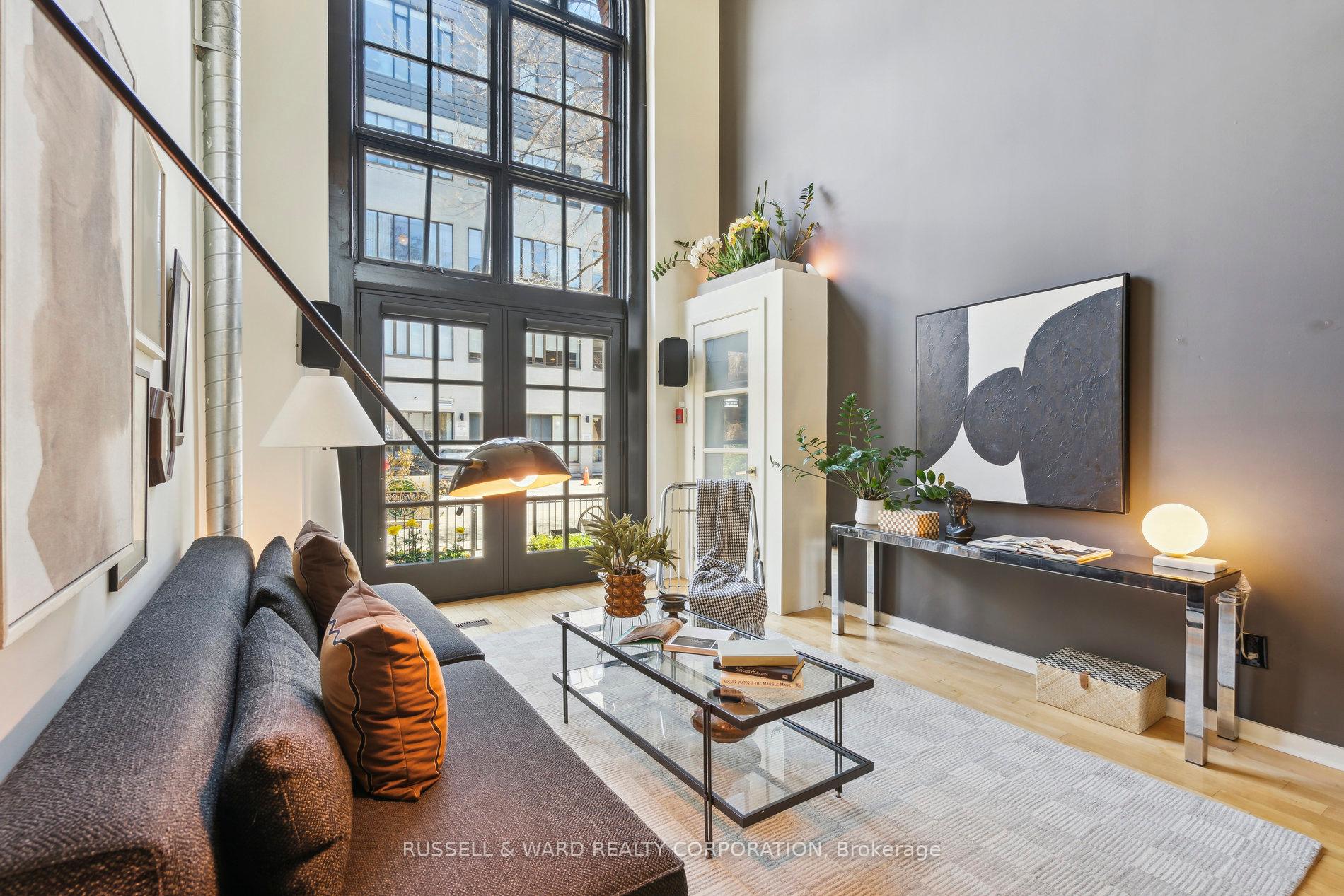 2 Bedrooms Condo at 394 Euclid,  Toronto For sale