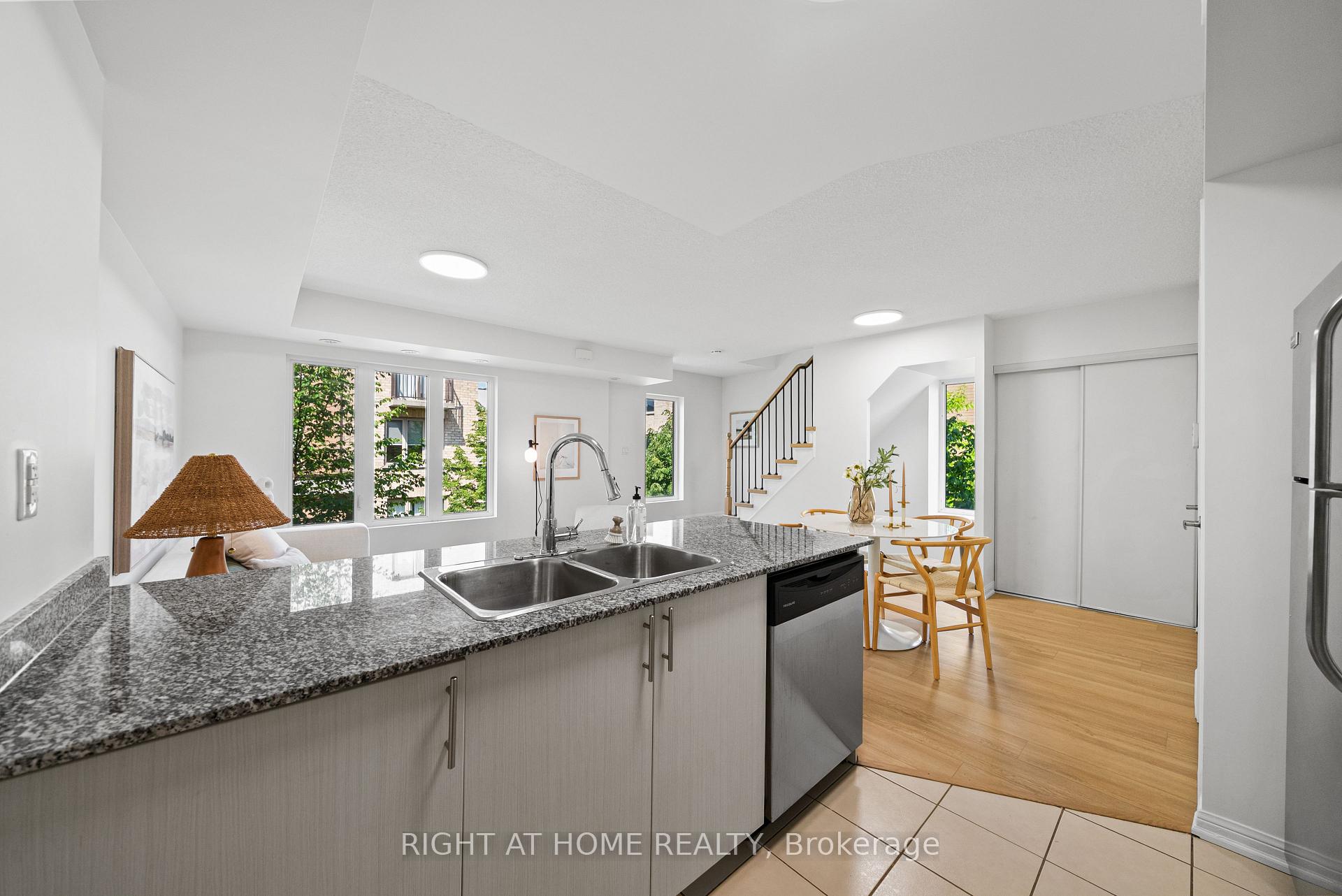 3 Bedrooms Condo at 11 Foundry, Toronto For sale