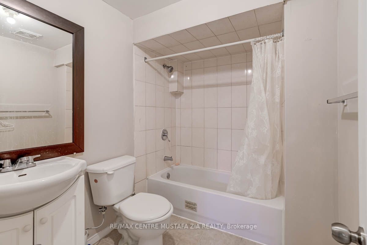 7488 Russian Olive Close