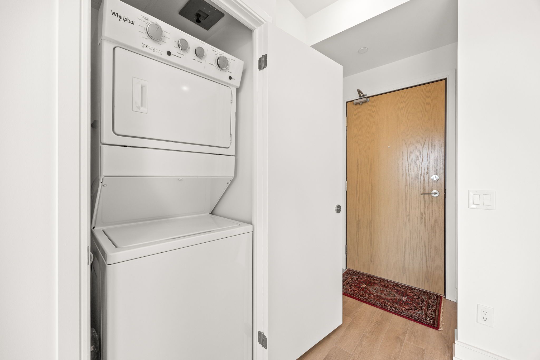 1350 Ellesmere Road 1112