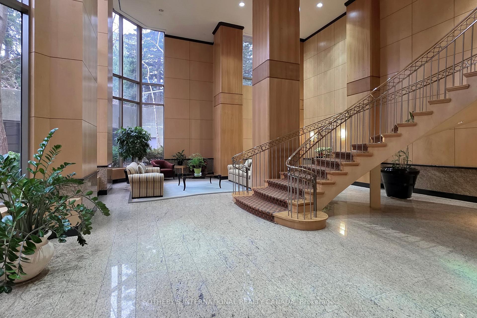 3 Bedrooms Condo at 89 Skymark, Toronto For sale