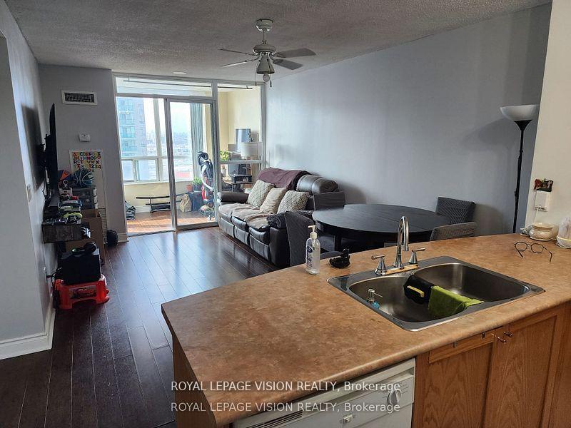 2 Bedrooms Condo at 60 Brian Harrison, Toronto For sale