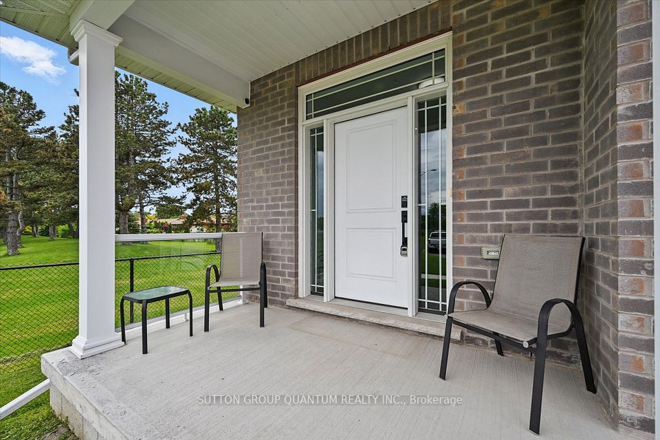 63 Berkshire Drive, St. Catharines, ON L2M 0C2