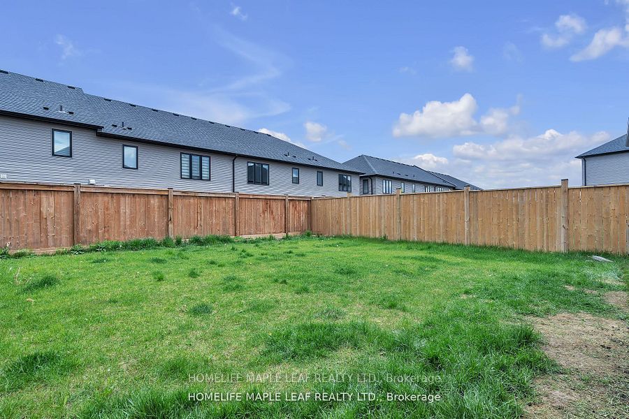 3007 DOYLE Drive, London South, ON N6M 0G8