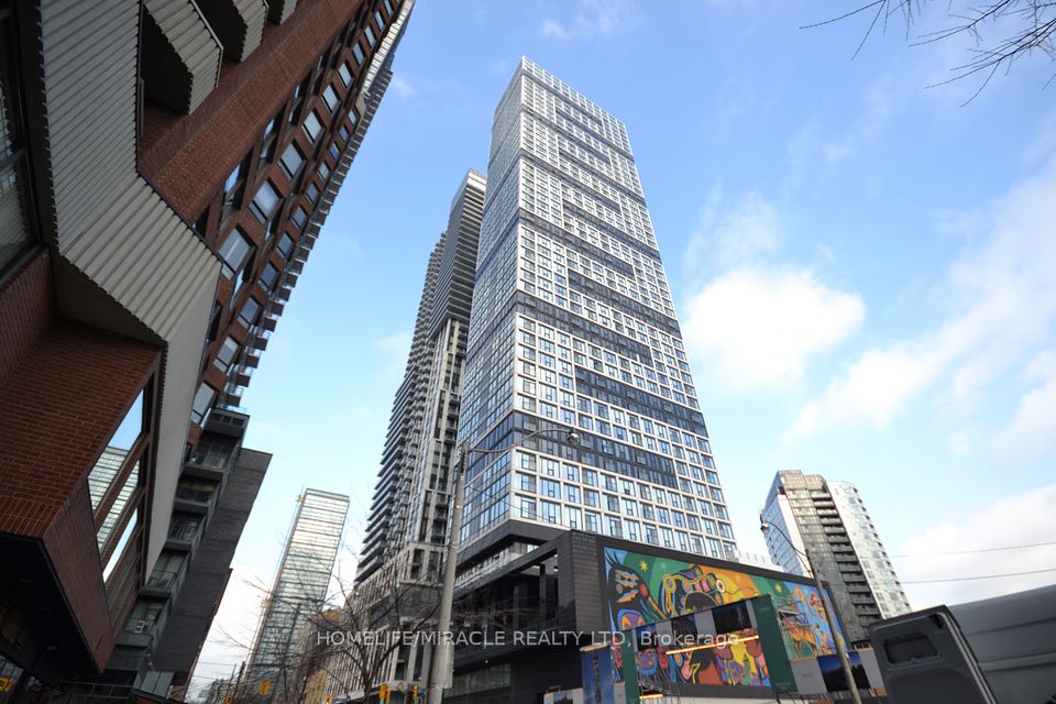 181 Dundas Street