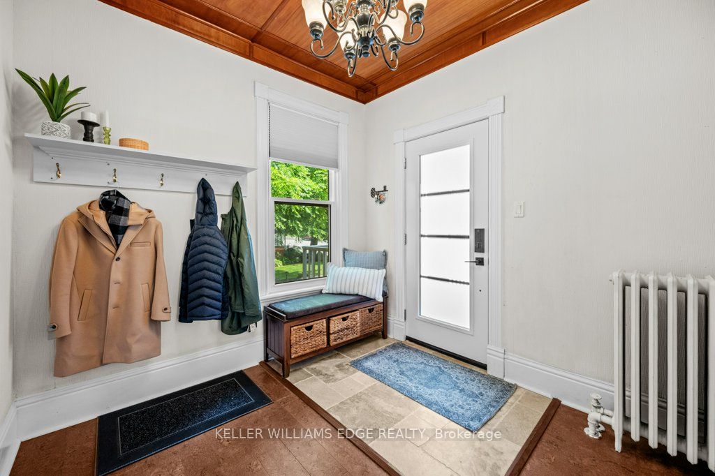 89 Lynden Rd Road