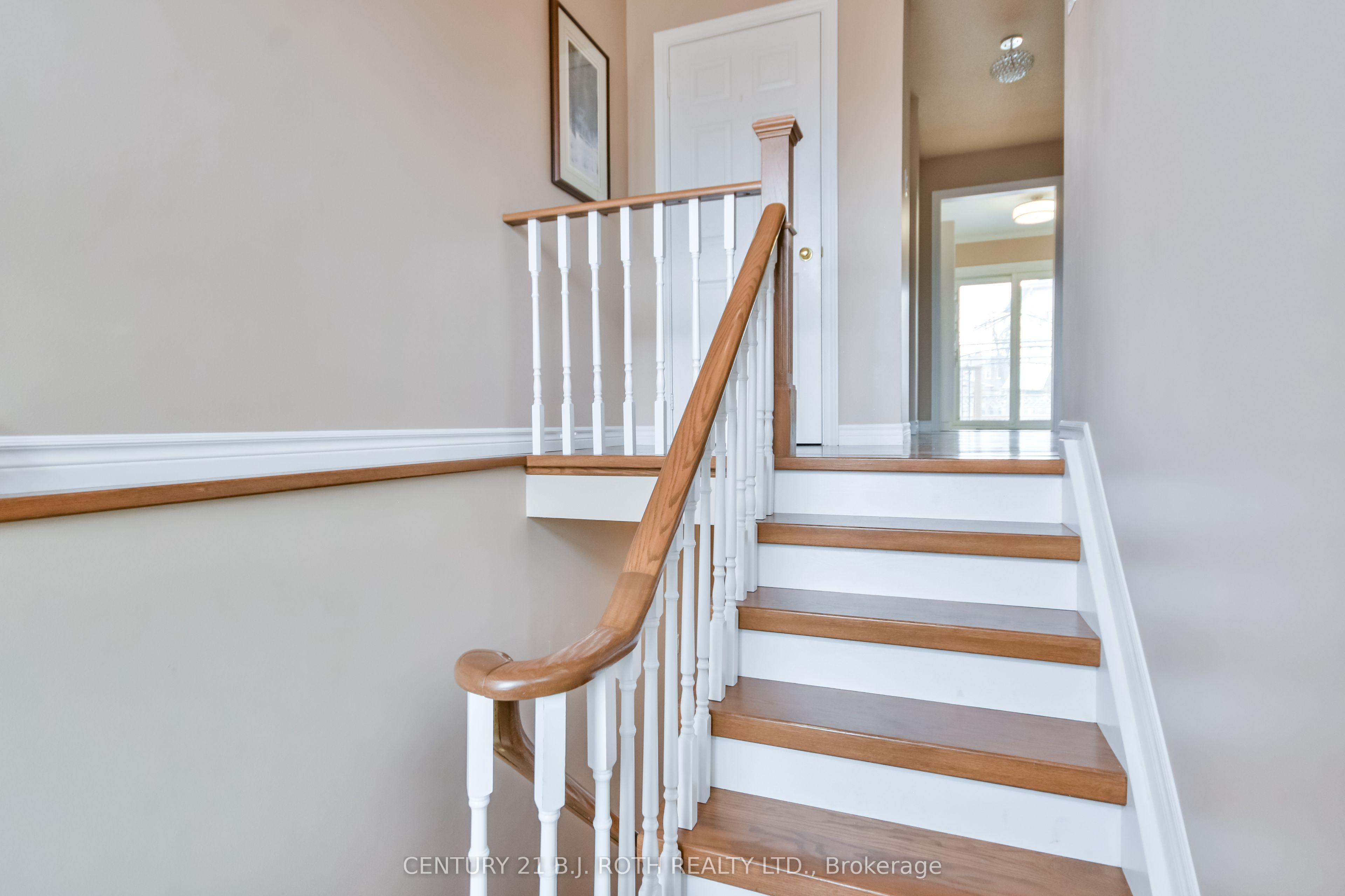 394 Anne Street, Barrie, ON L4N 7A4