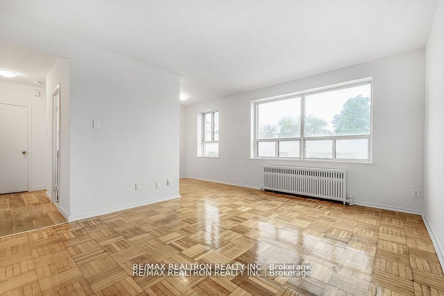 156 Kingston Road, #10
