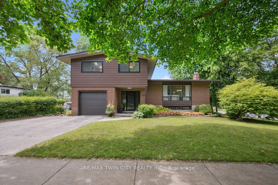 321 Dixon