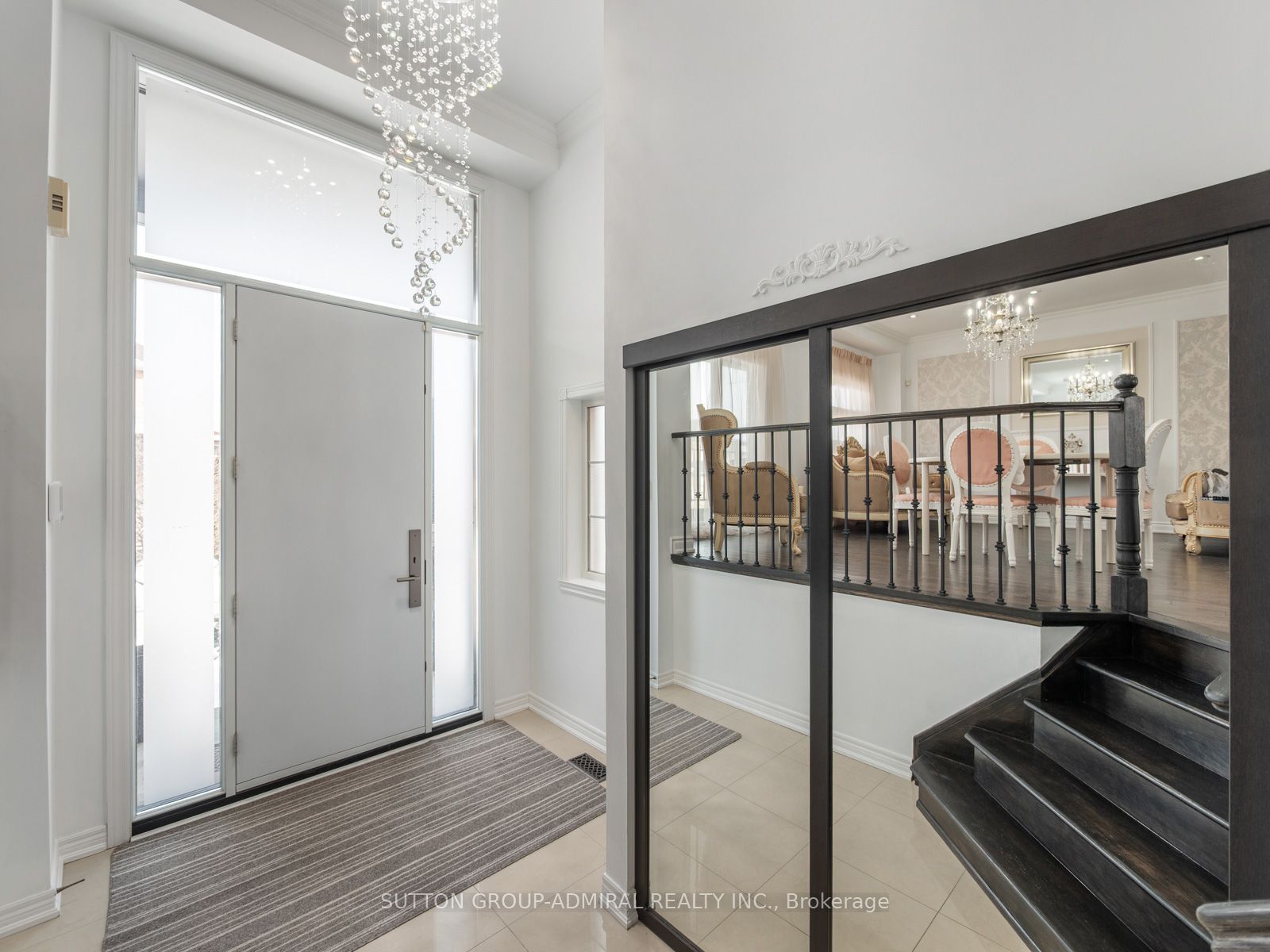 20 Pietro Drive, Vaughan, ON L6A 3K5