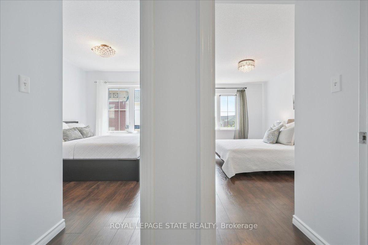 2 Bedrooms Condo at 2450 Post, Oakville For sale