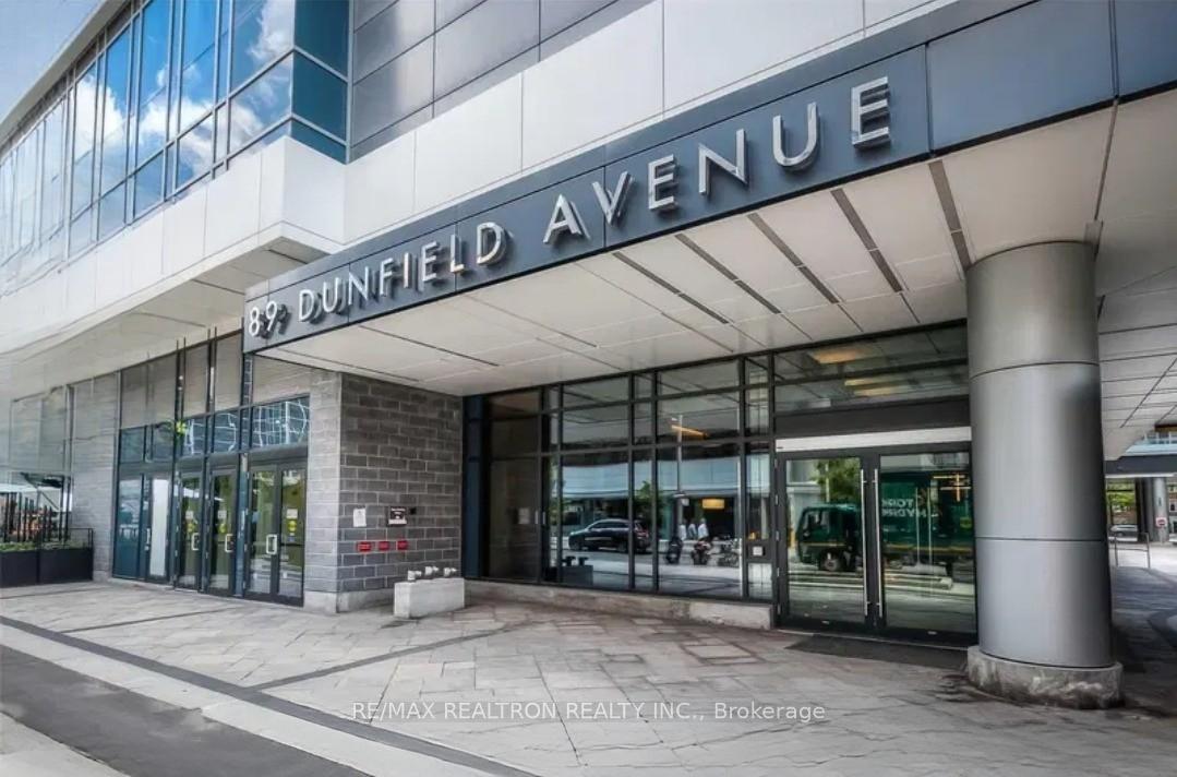 2 Bedrooms Condo at 89 Dunfield, Toronto For sale