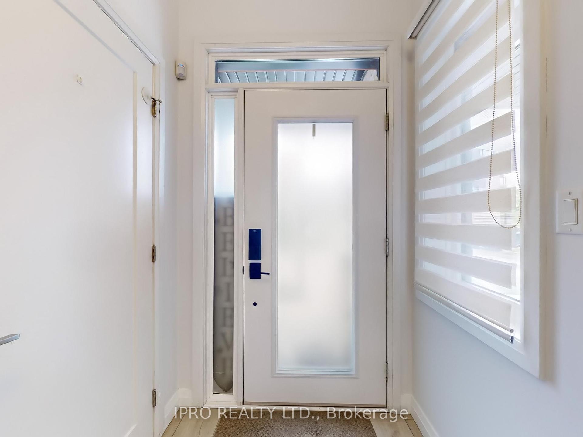 3 Bedrooms Condo at 35 Midhurst, Hamilton For sale