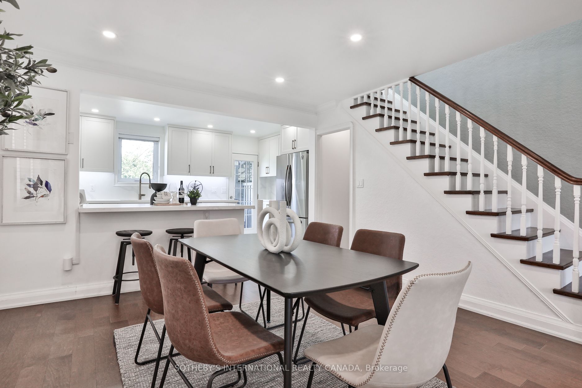 389 Arlington Avenue