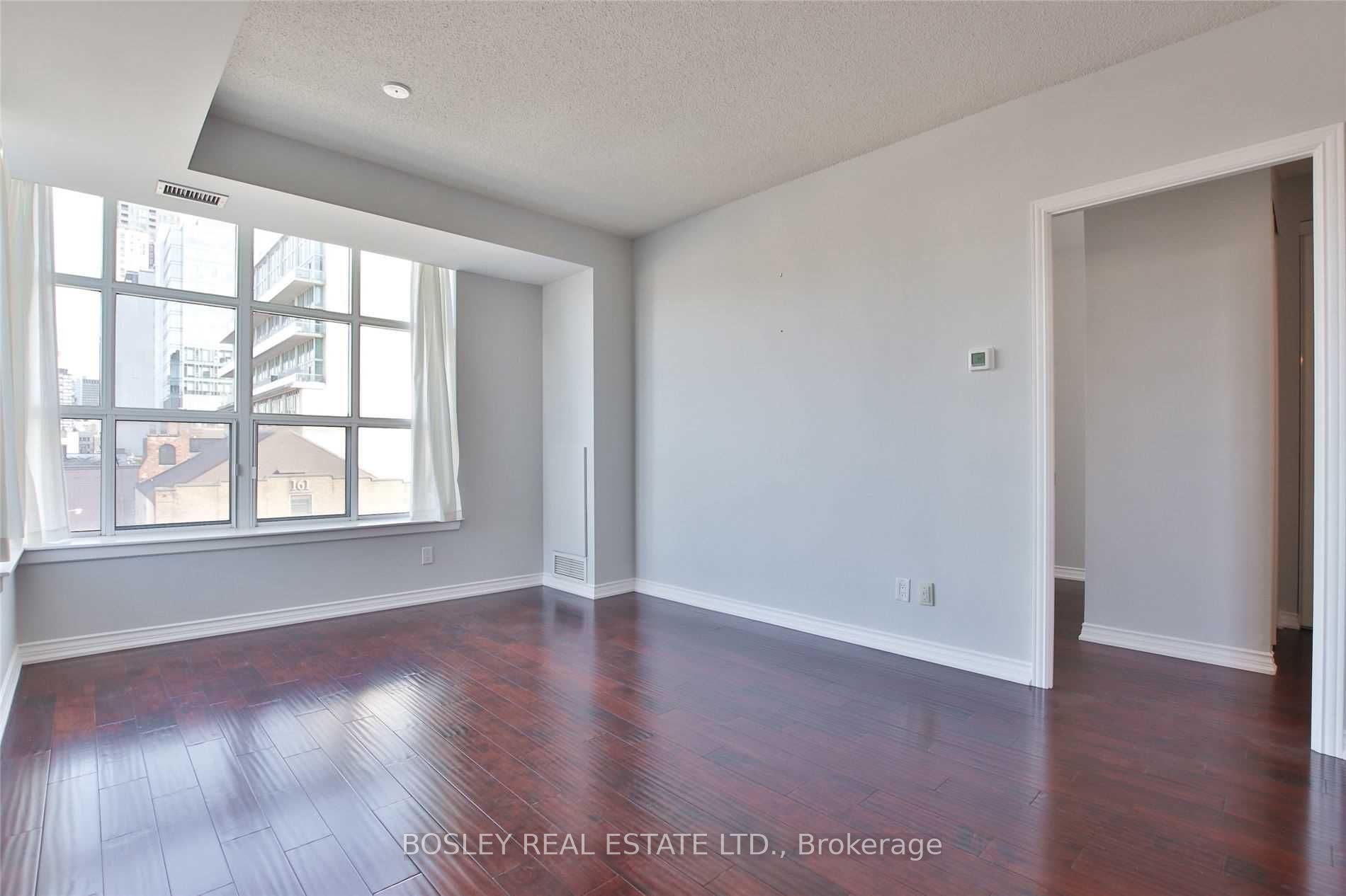 438 Richmond Street W, #410
