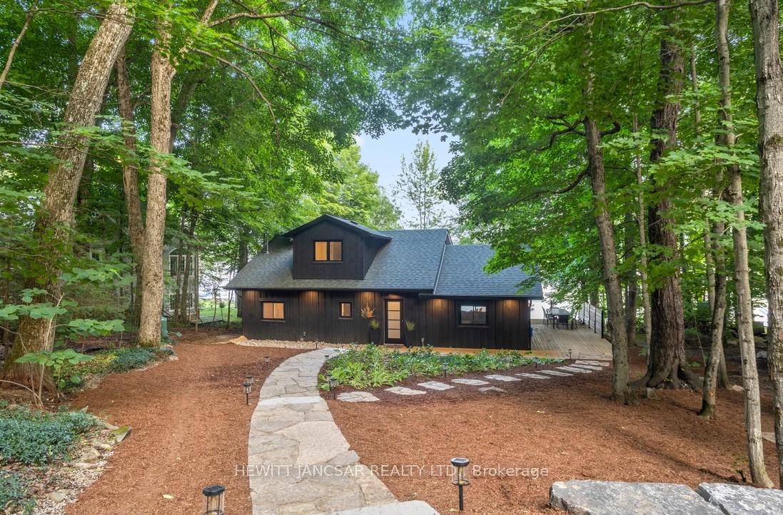 1140 Foxpoint SideRoad, Bracebridge, ON P1L 1X1