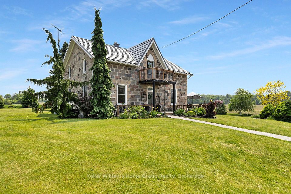 4661 Sideroad 10 North