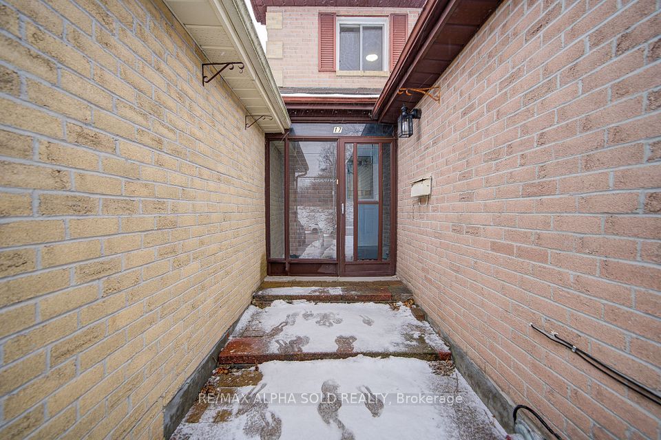https://trreb-image.ampre.ca/miXquOjXHO0QrV2or7RlNH5skzAvaE6HgB5lJDsE8bc/rs:fit:960:960/wm:.5:so:0:50:.4/wmsh:10/wmt:PHNwYW4gZm9yZWdyb3VuZD0nd2hpdGUnIGZvbnQ9JzY4Jz5SRS9NQVggQUxQSEEgU09MRCBSRUFMVFksIEJyb2tlcmFnZTwvc3Bhbj4/L3RycmViL2xpc3RpbmdzLzQwLzc4LzYzLzc1L3AvODM4MjMyMjEtYjk0NS00YTc1LWFhNzgtNTcxZWQ4NjA2ZmY5LmpwZw.jpg