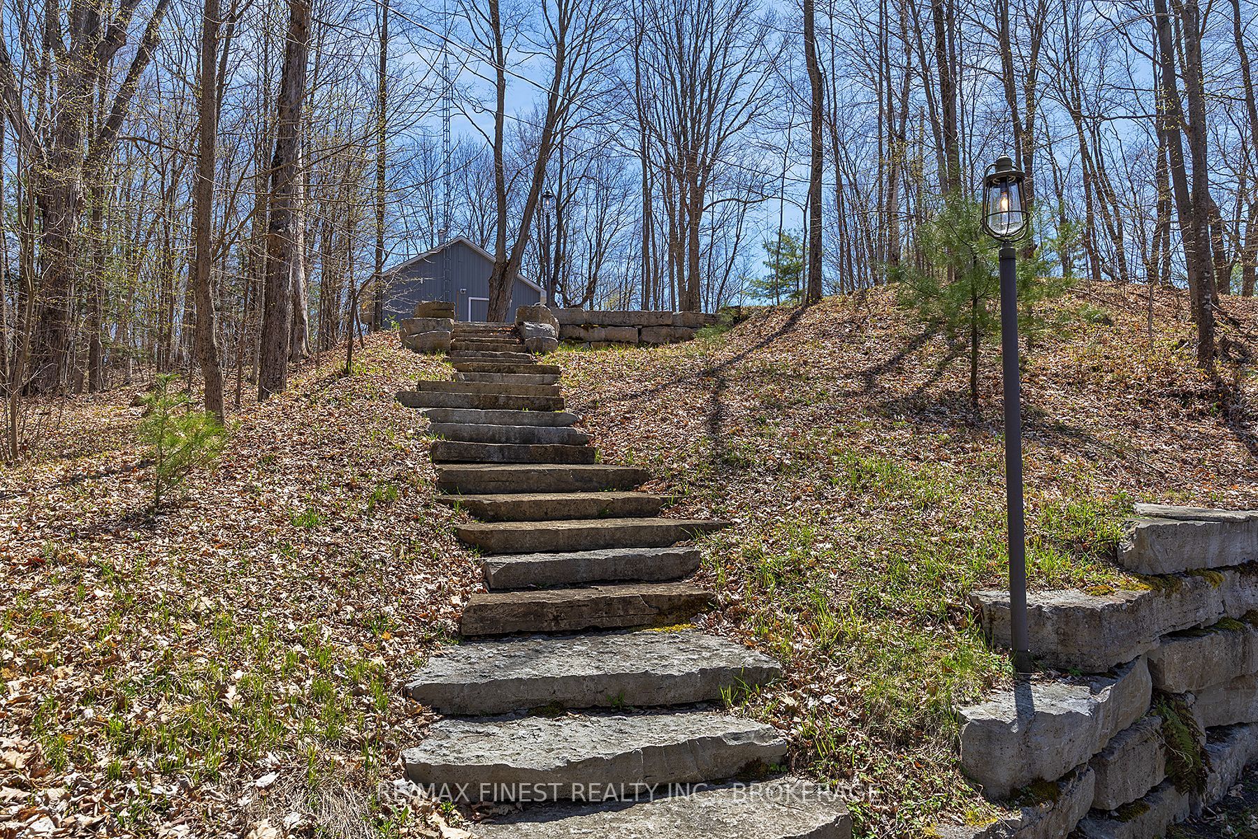 1150 Deer Park Lane