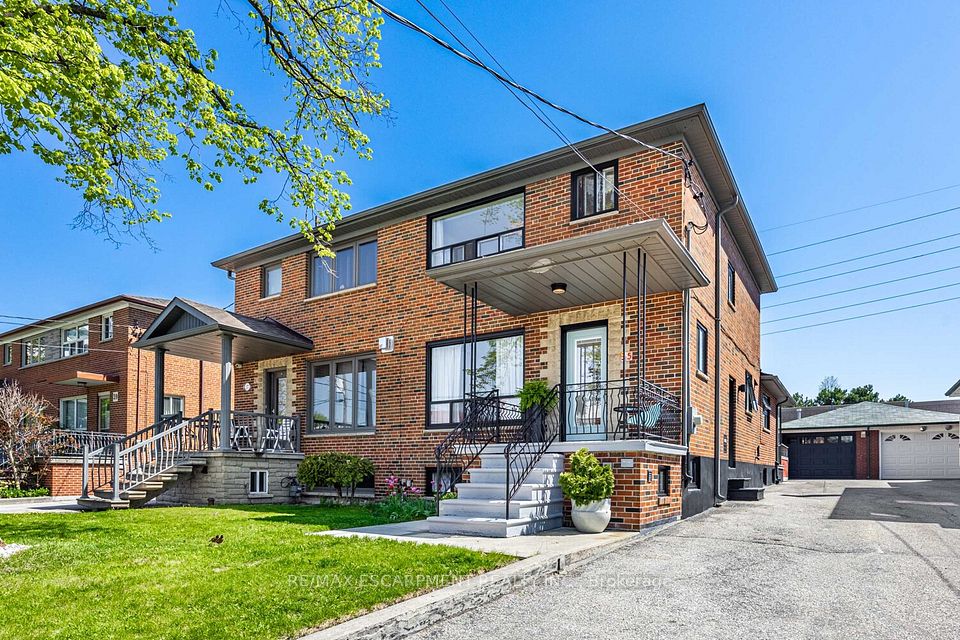 35 Woodenhill