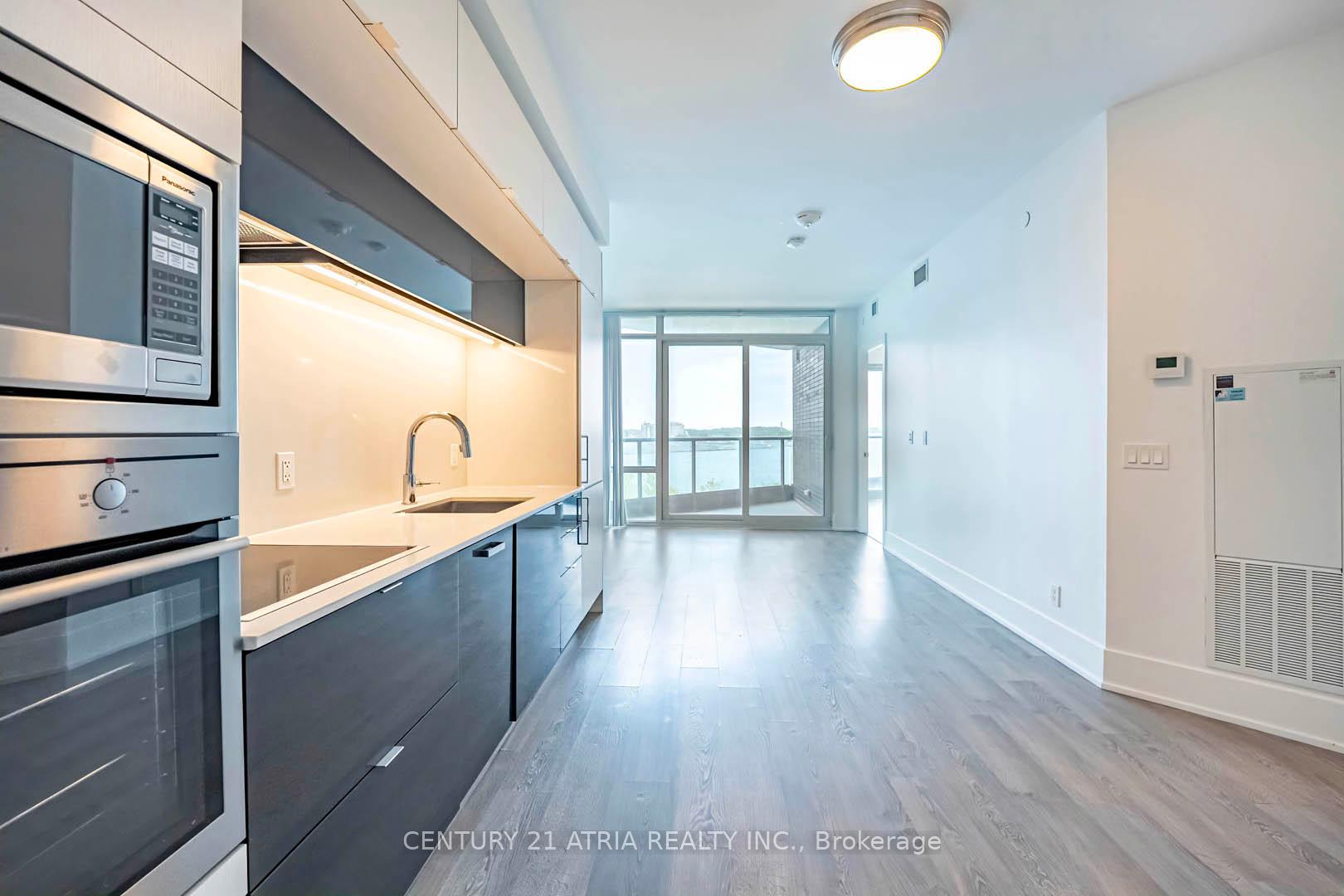 2 Bedrooms Condo at 1 Edgewater, Toronto For sale