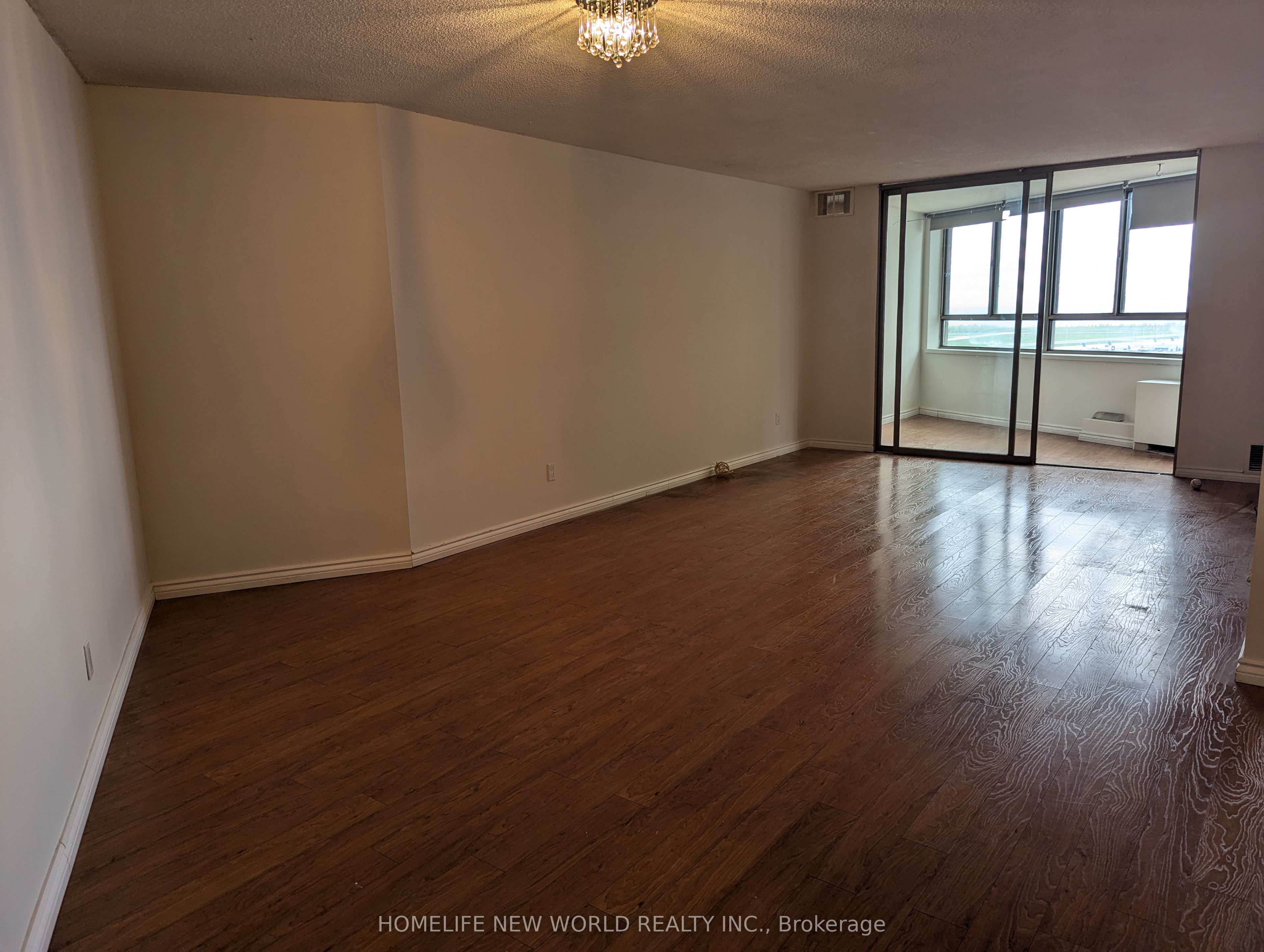 260 Queens Quay W, #2103