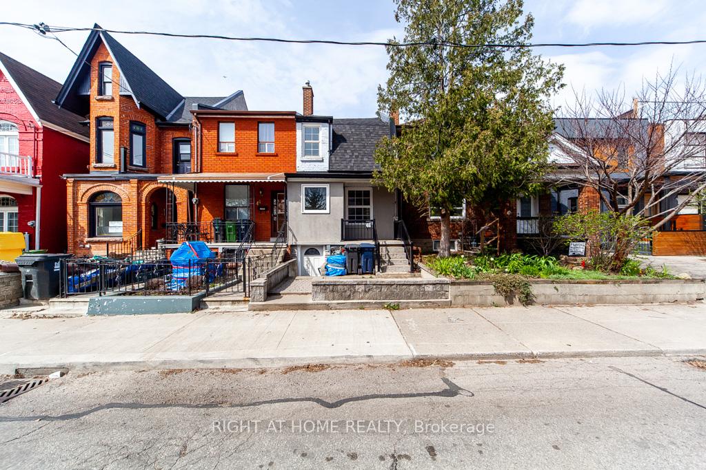 46 Coolmine Road Toronto C01, Ontario Welcome to the Prestigious Du-West Community! A wonderful & Diverse Neighbourhood with Charm & Character! Located in the Heart of Restaurants, Schools, Parks, Shops & Much More! This Spacious 2 Storey + Rooftop Patio Also Has Basement Apartment Rental Possibility. Enjoy Life in The Heart of the City. High Walk/Bike Score with Easy Access to Transit, Highways, Downtown & Amenities. Seldom Available Homes in This Area Makes it an Absolutely Must See! Same Owner for Over 50 Years.