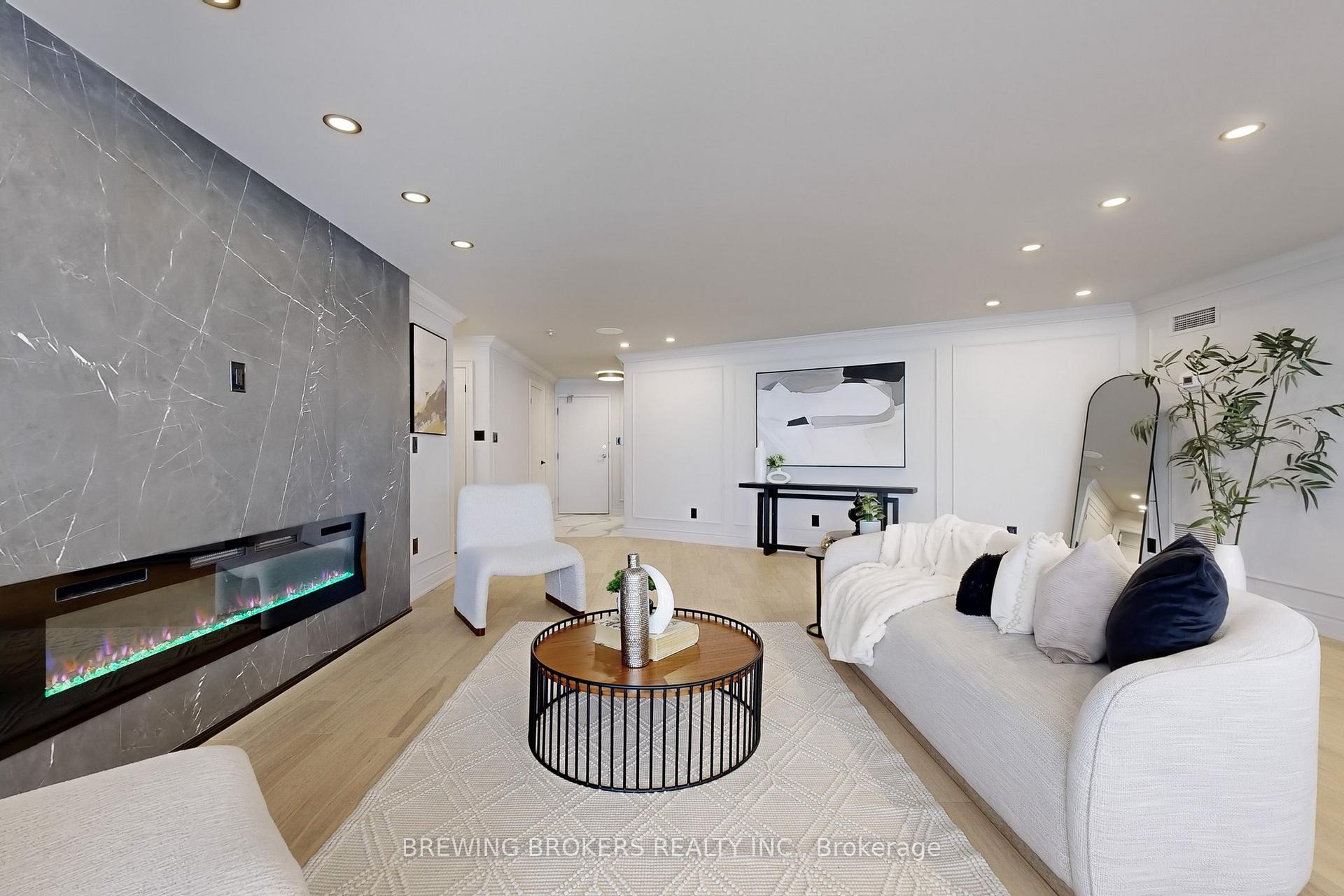2 Bedrooms Condo at 85 Skymark, Toronto For sale