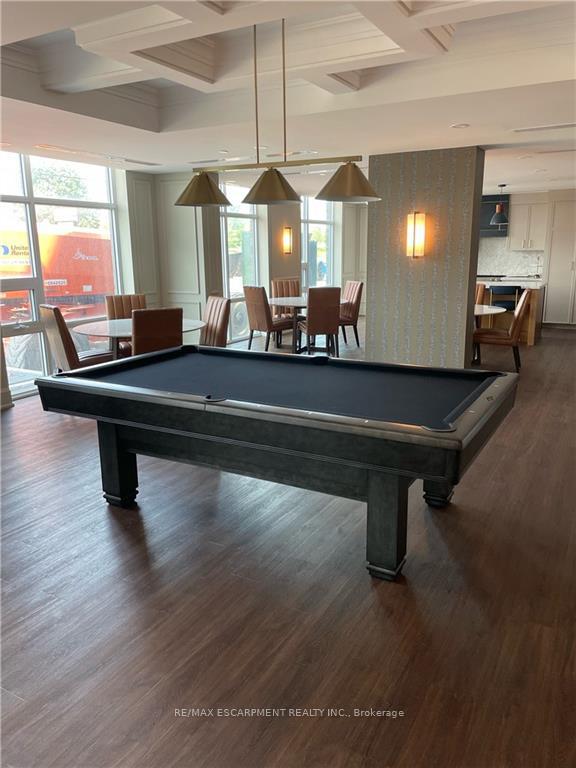 1 Bedroom Condo at 460 Dundas,  Hamilton For sale