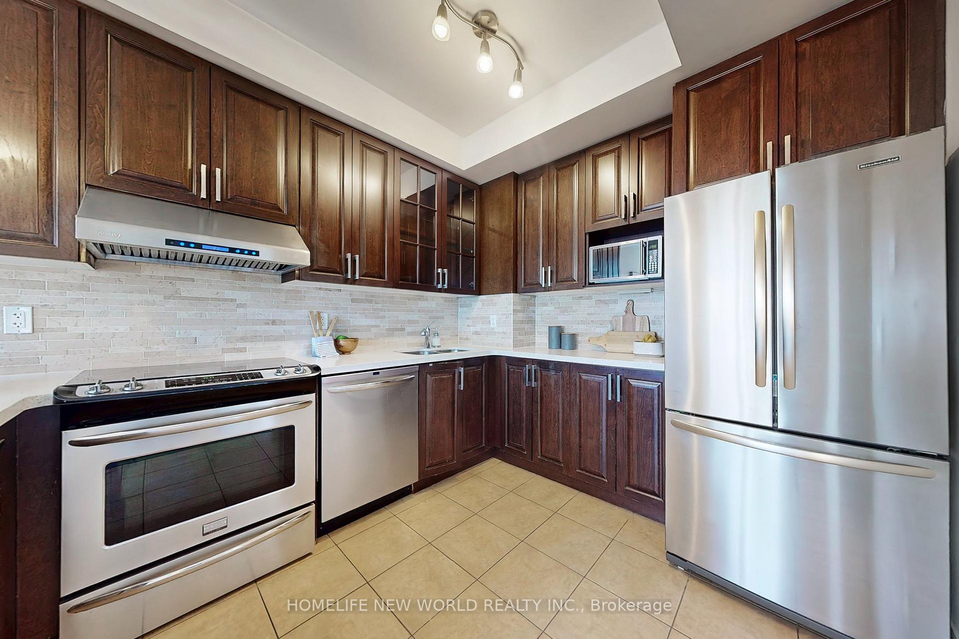 2 Bedrooms Condo at 120 Homewood, Toronto For sale