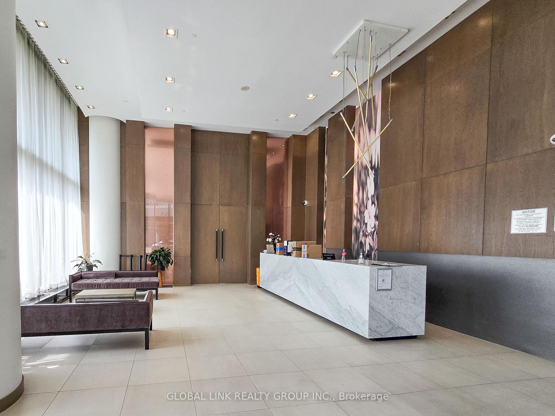1 Bedroom Condo at 121 Mcmahon, Toronto For sale