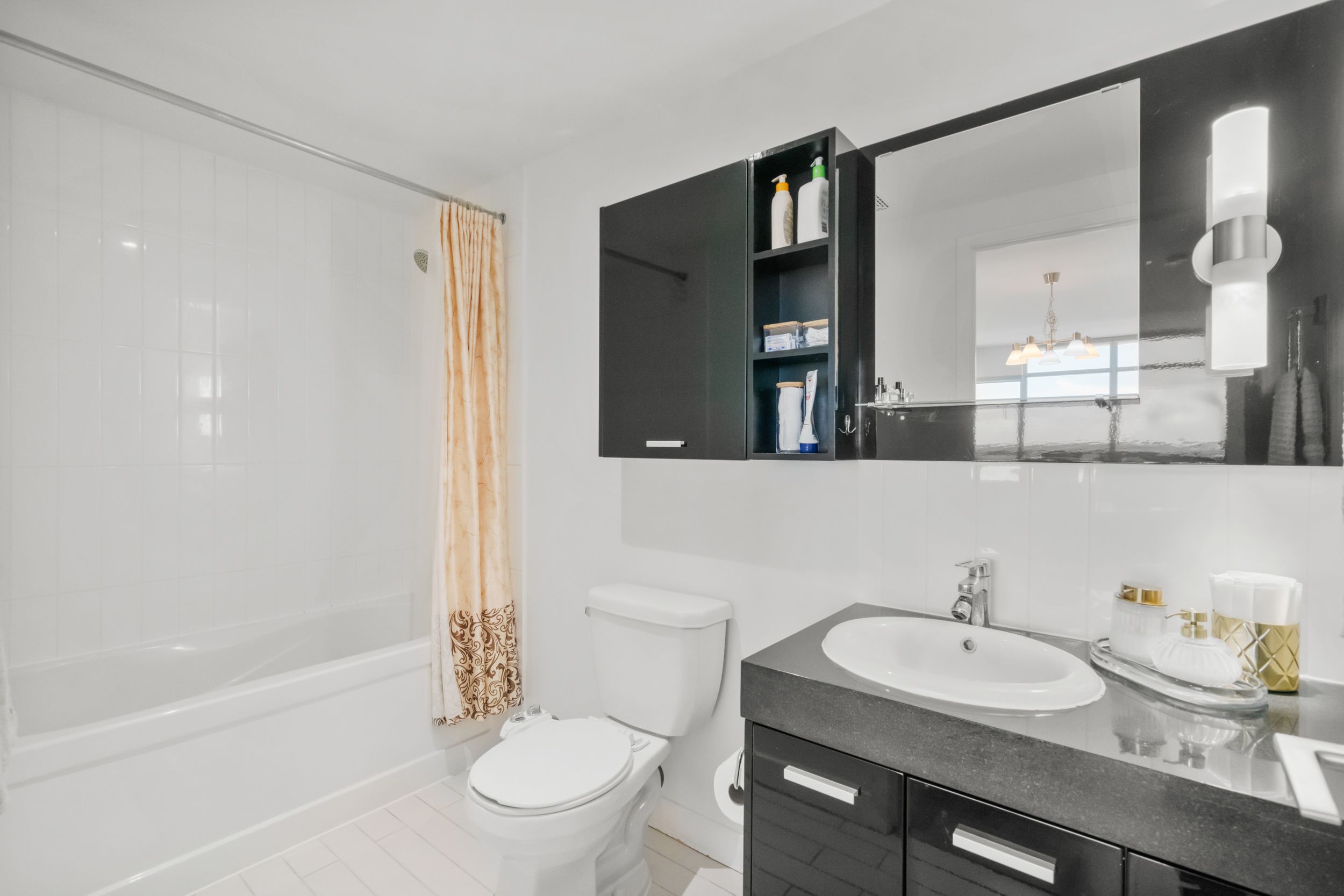 15 Singer Court Ph06