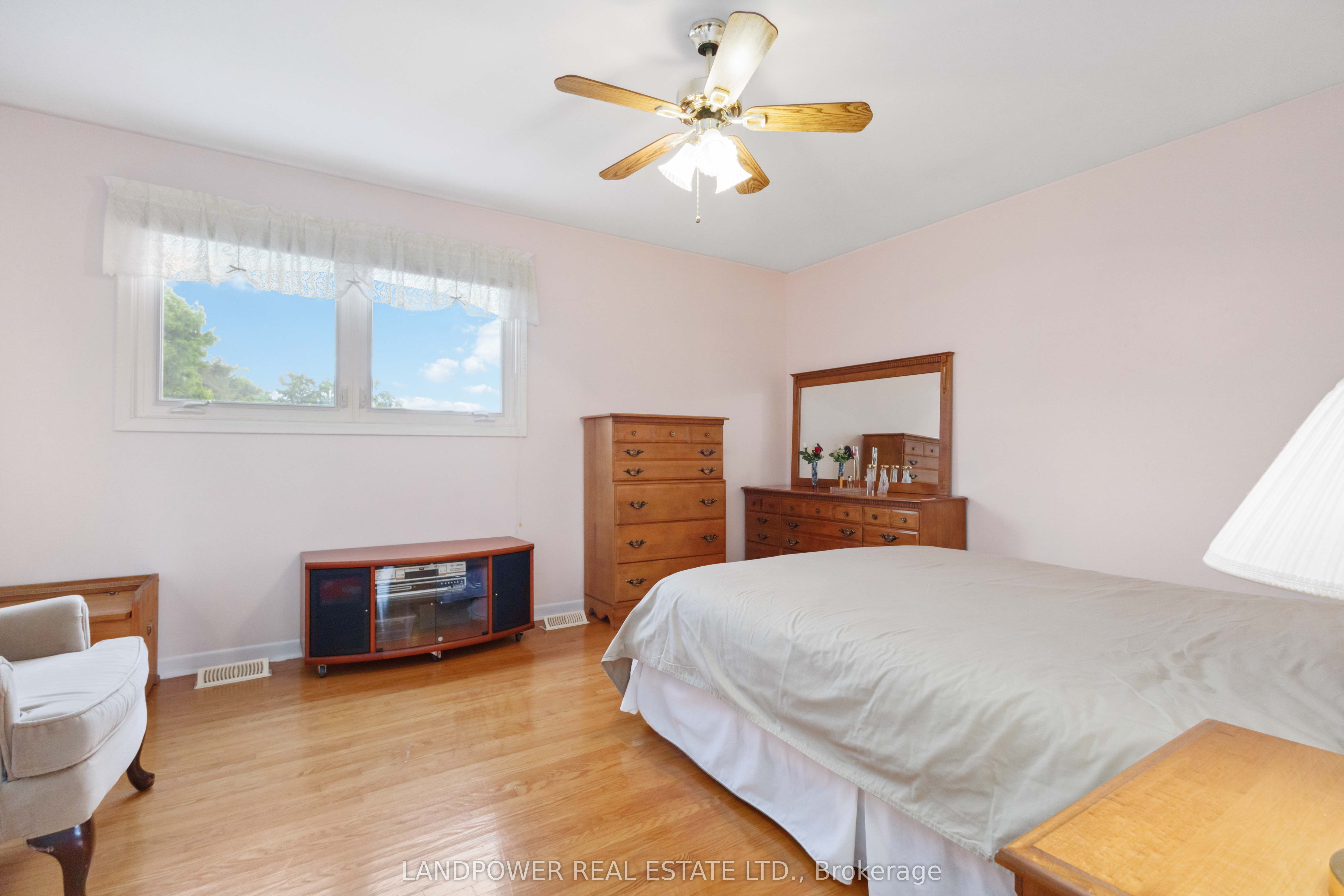 851 Huntingwood Drive