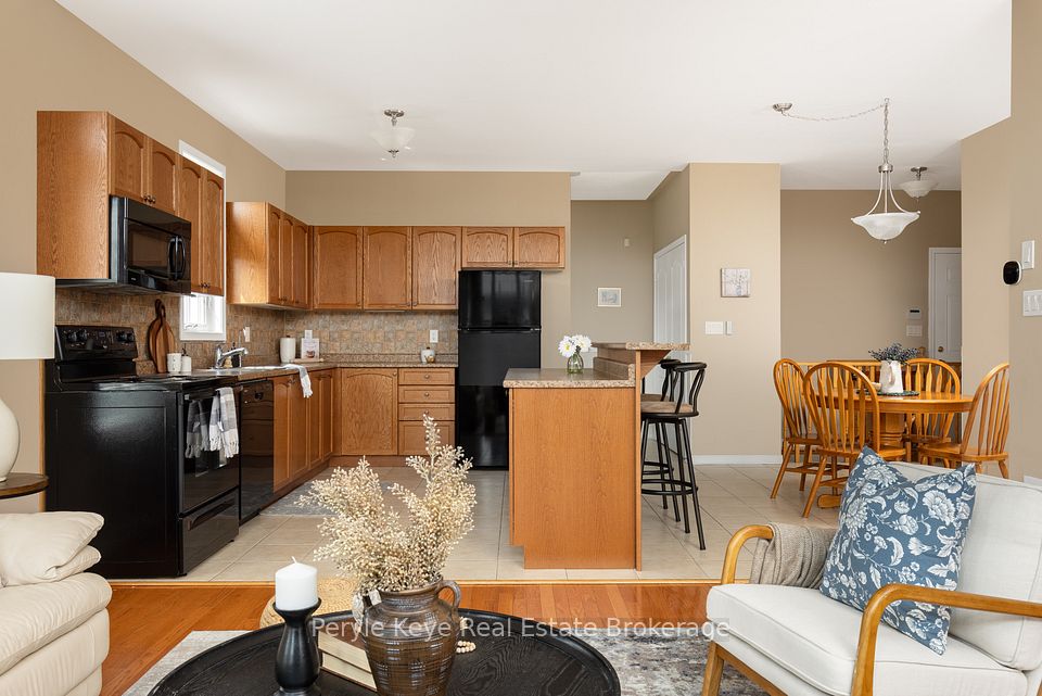 30 Durham Road, Bracebridge, ON P1L 0B7