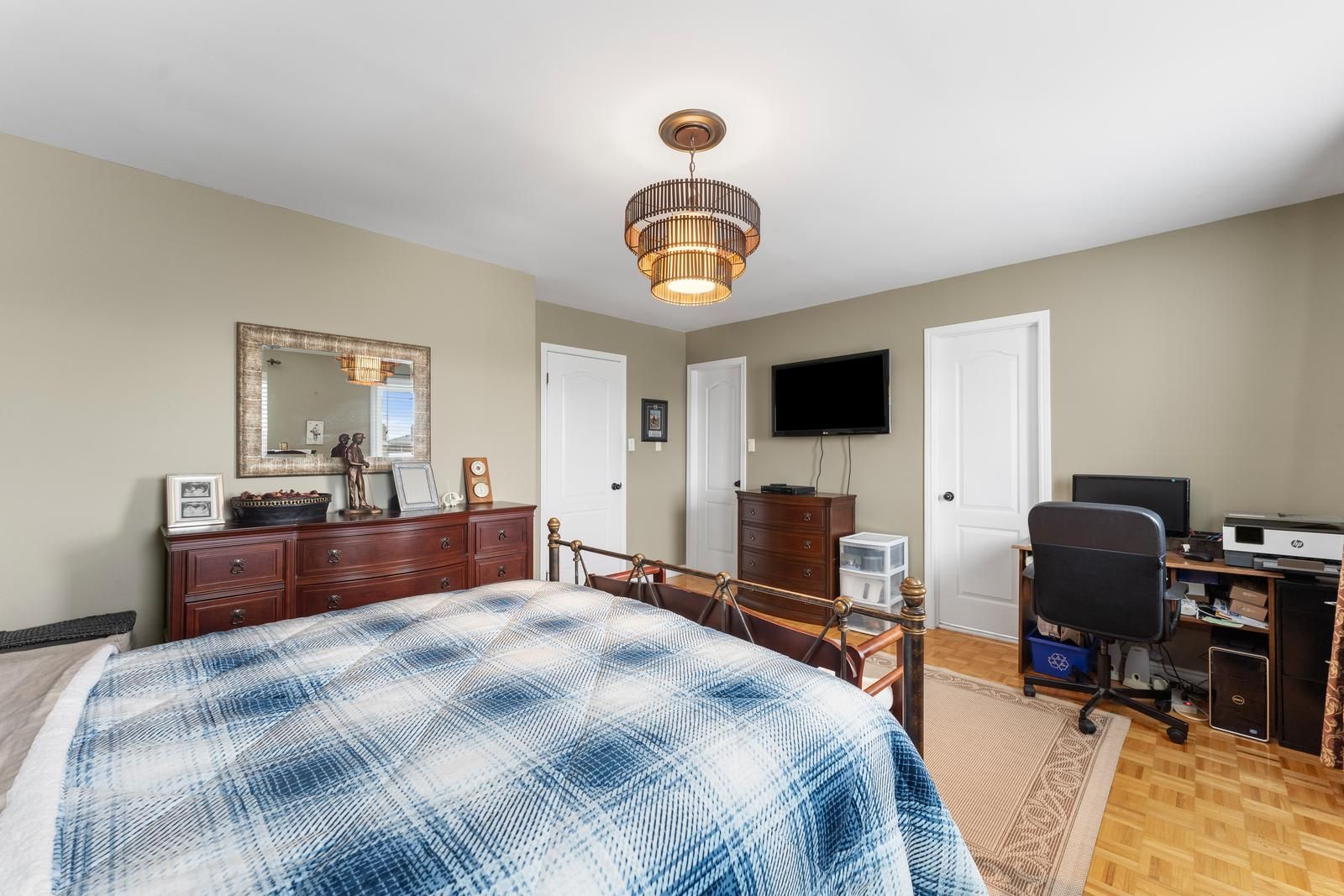 130 Pentland Crescent