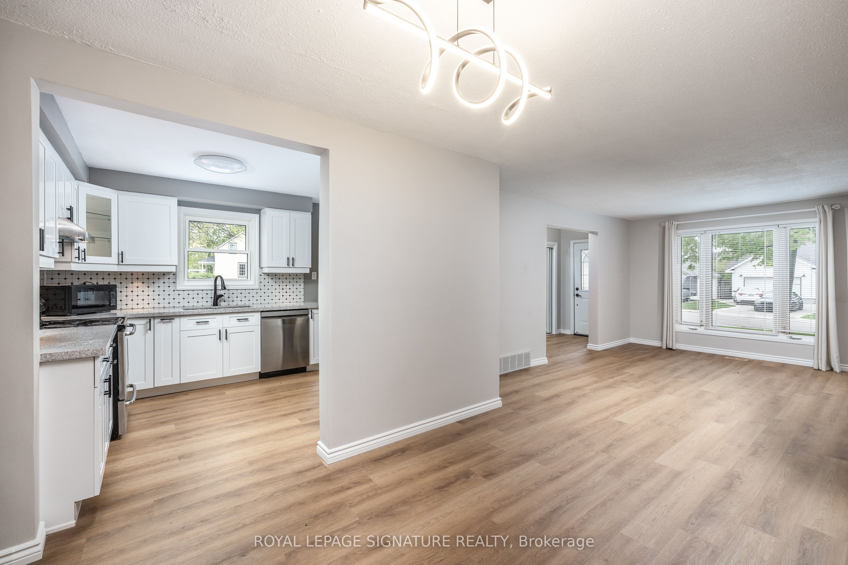48 Jerman Street, #8