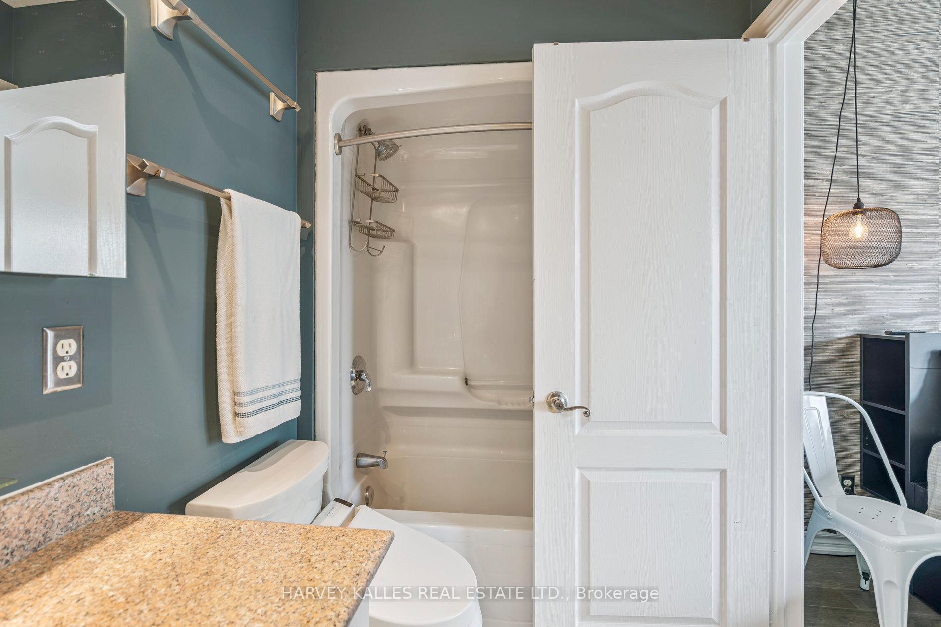 135 James Street S 414