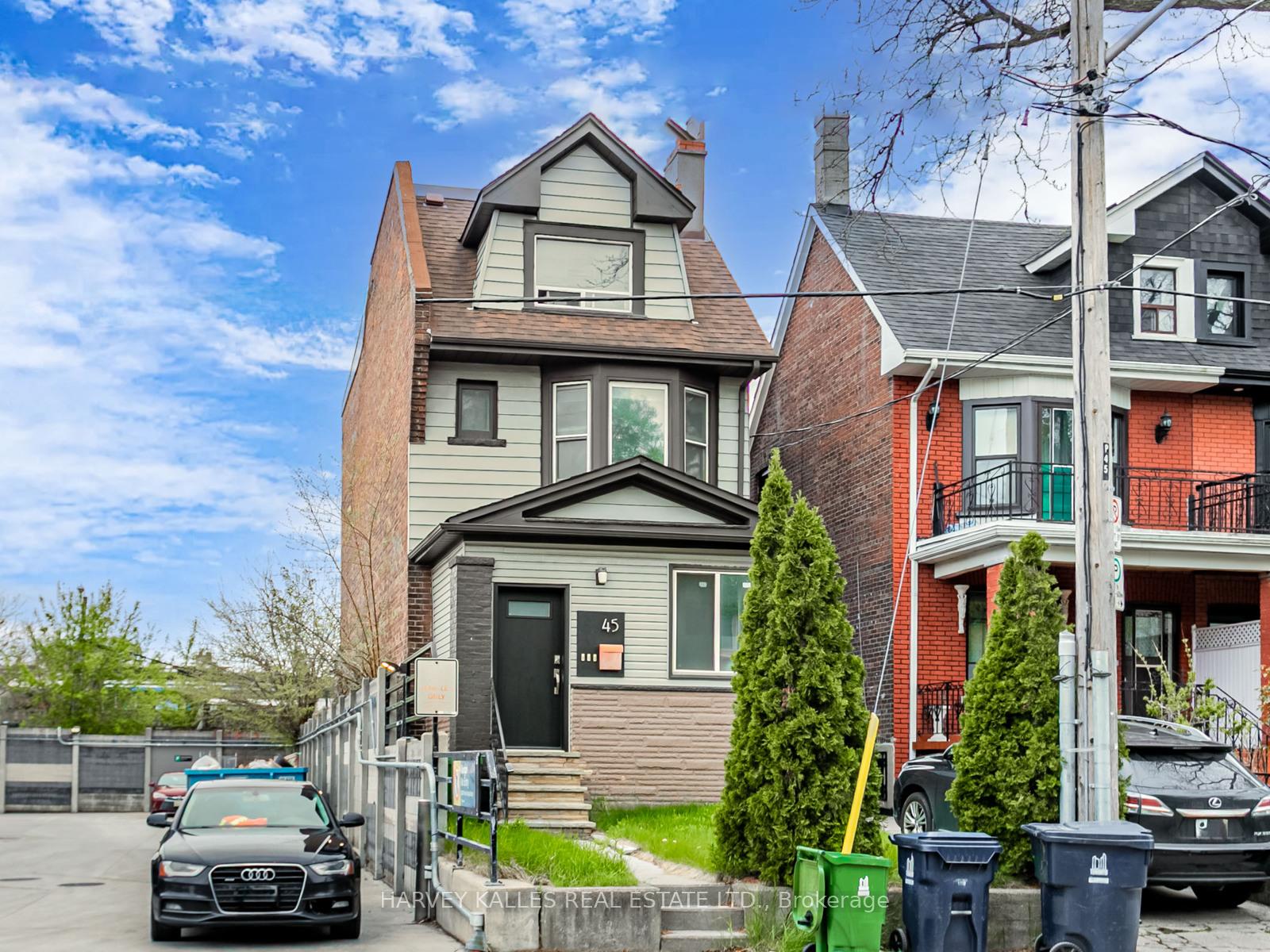 45 Strathmore Boulevard