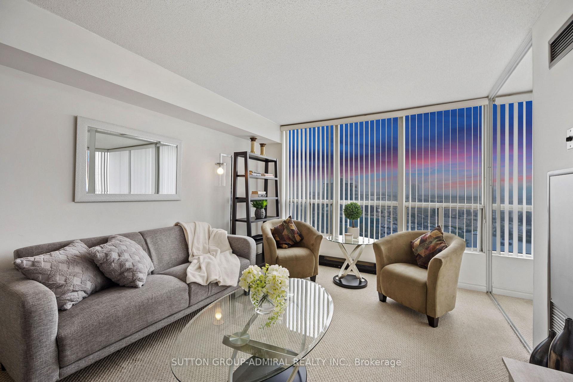 3 Bedrooms Condo at 4460 Tucana, Mississauga For sale