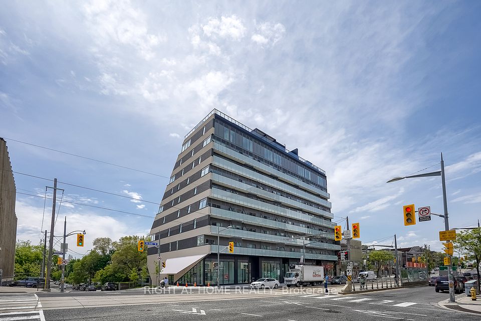 863 St. Clair