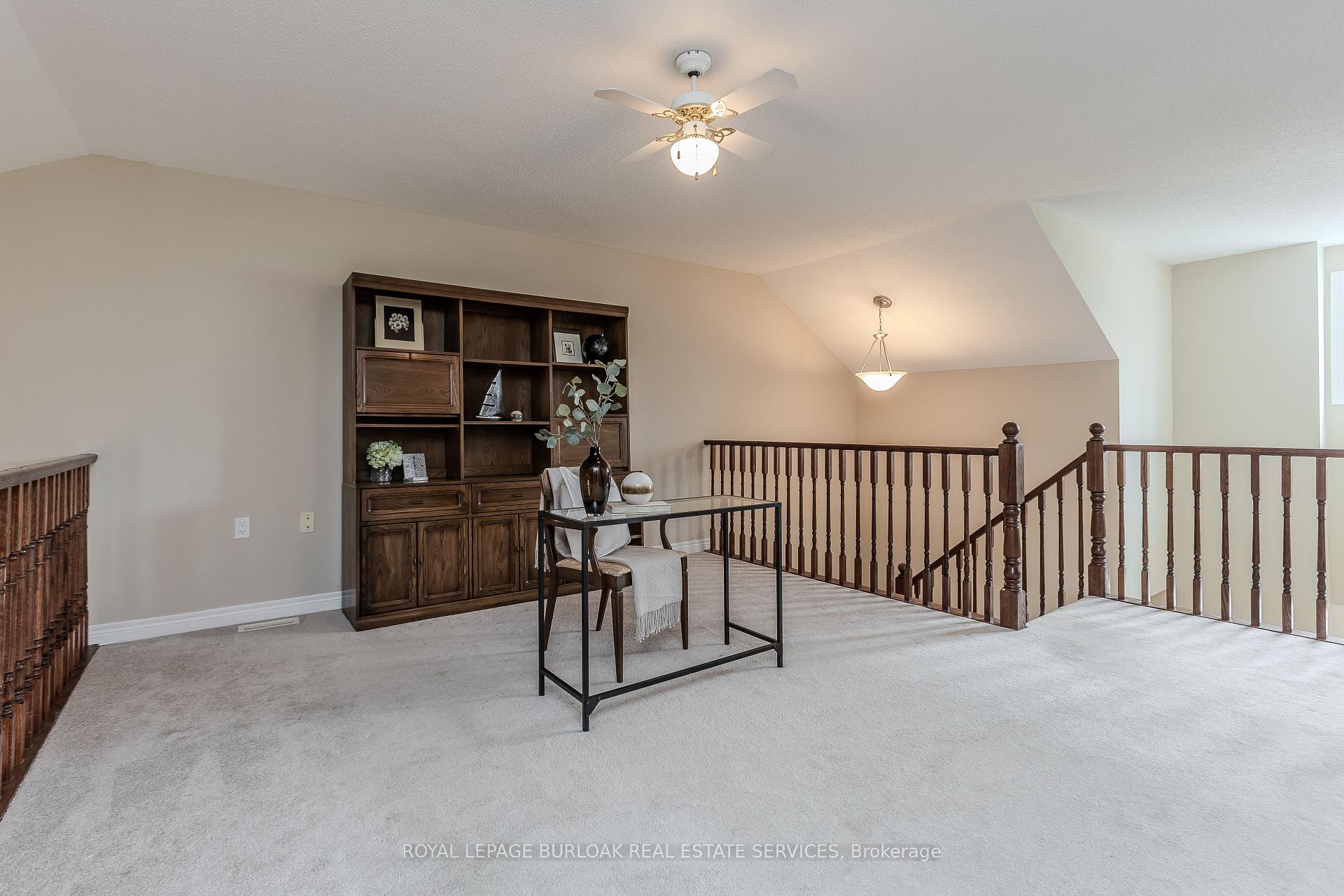 3 Bedrooms Condo at 2125 Itabashi, Burlington For sale