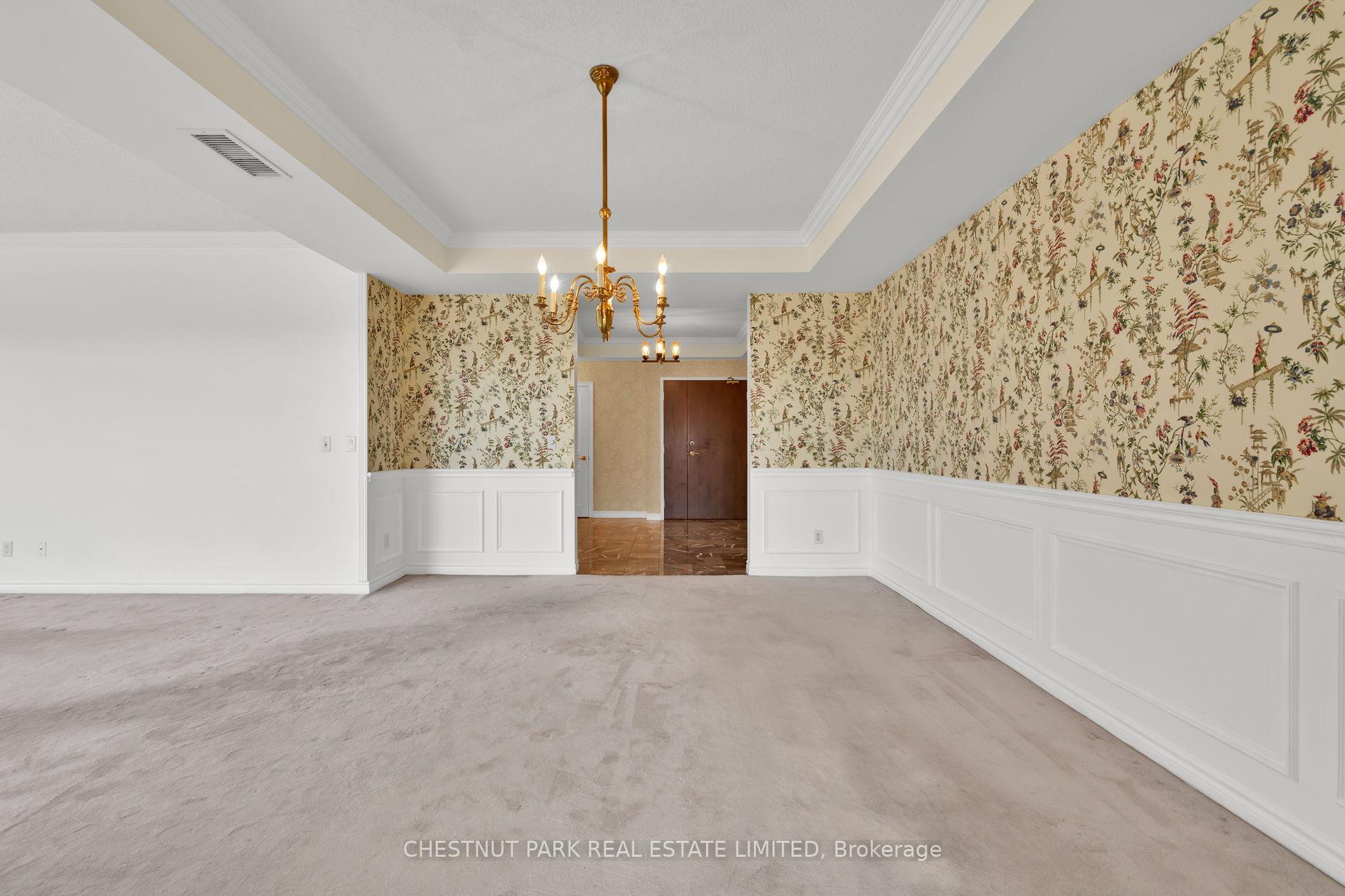3 Bedrooms Condo at 2662 Bloor, Toronto For sale