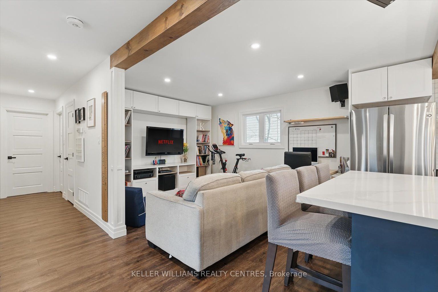 312 Hollywood Drive, Georgina, ON L4P 3A1