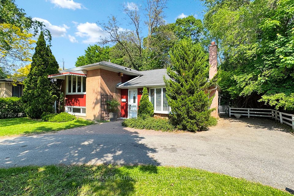 1 Amberdale Drive