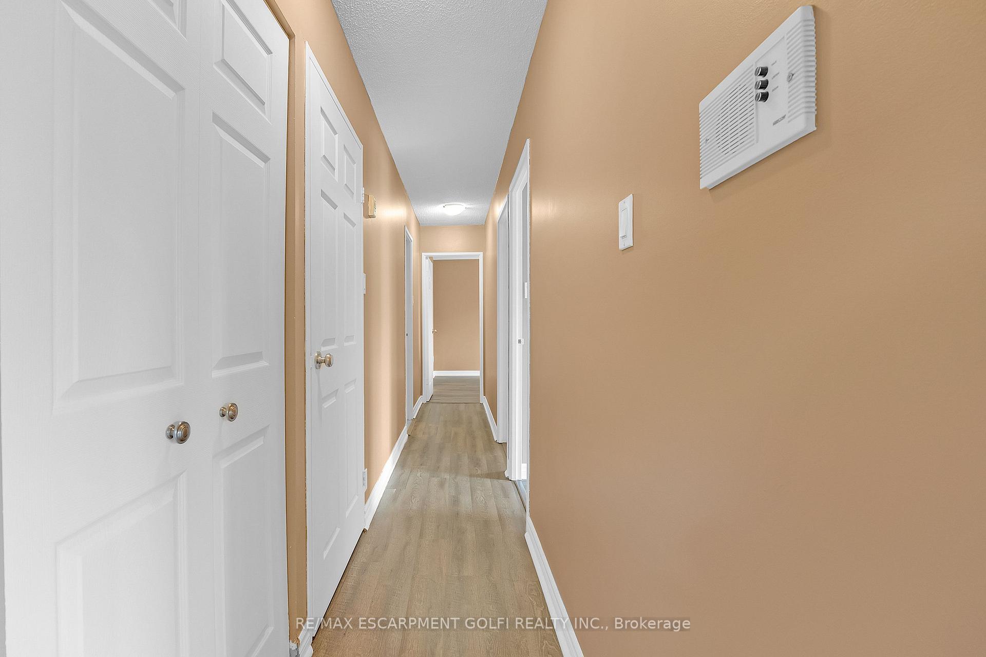 3 Bedrooms Condo at 1966 Main, Hamilton For sale