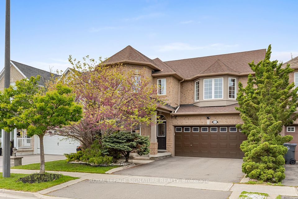3807 Deepwood