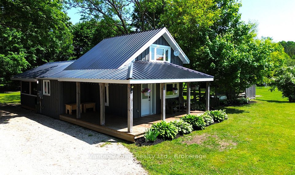 405087 Grey Road 4