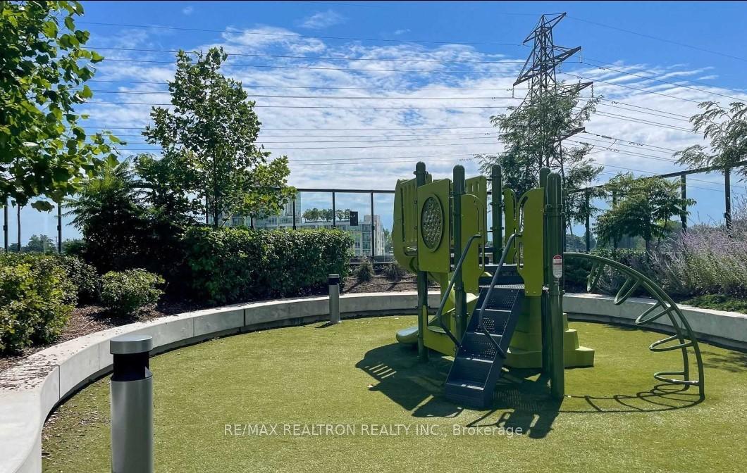1 Bedroom Condo at 9 Mabelle, Toronto For sale